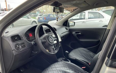 Volkswagen Polo VI (EU Market), 2011 год, 685 000 рублей, 12 фотография