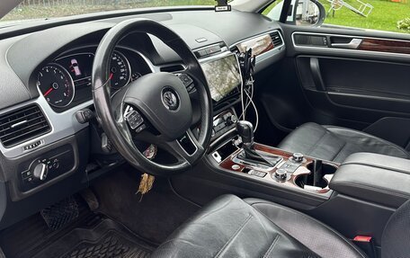 Volkswagen Touareg III, 2012 год, 2 500 000 рублей, 23 фотография