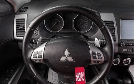 Mitsubishi Outlander III рестайлинг 3, 2010 год, 1 459 000 рублей, 12 фотография