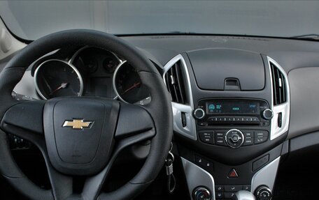 Chevrolet Cruze II, 2013 год, 895 000 рублей, 9 фотография
