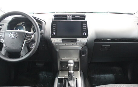 Toyota Land Cruiser Prado 150 рестайлинг 2, 2023 год, 7 890 000 рублей, 16 фотография