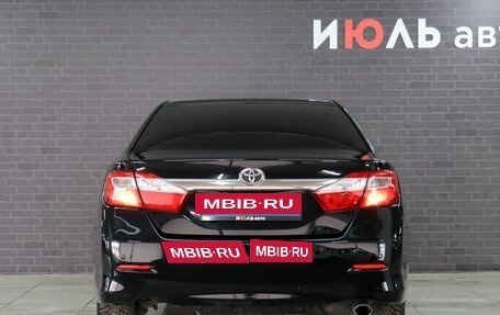 Toyota Camry, 2013 год, 1 890 000 рублей, 5 фотография
