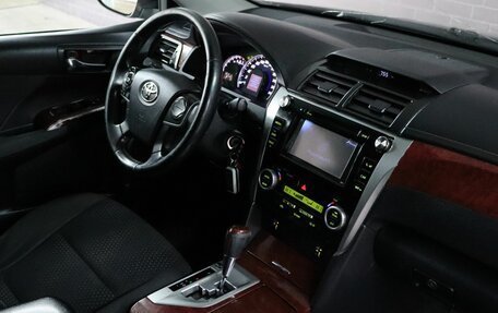 Toyota Camry, 2013 год, 1 890 000 рублей, 19 фотография