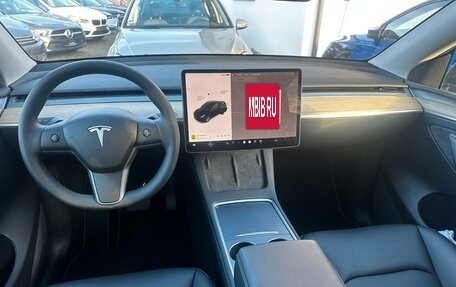 Tesla Model Y I, 2021 год, 3 498 019 рублей, 11 фотография