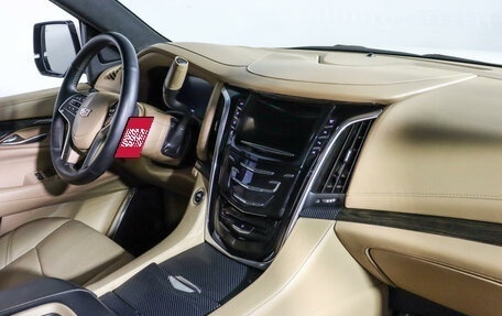 Cadillac Escalade IV, 2018 год, 6 300 000 рублей, 7 фотография