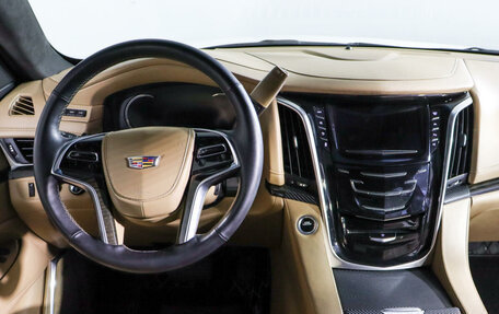Cadillac Escalade IV, 2018 год, 6 300 000 рублей, 10 фотография