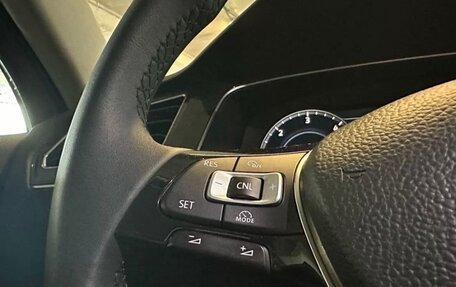Volkswagen Tiguan II, 2017 год, 2 450 000 рублей, 17 фотография