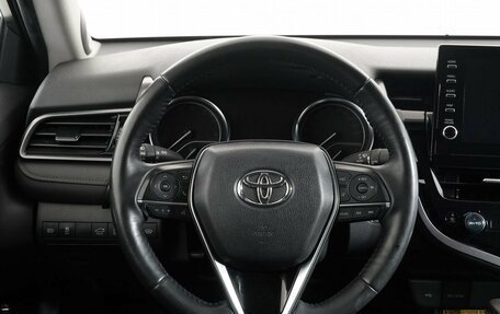 Toyota Camry, 2021 год, 3 790 000 рублей, 20 фотография