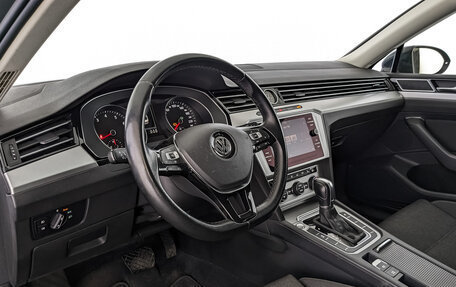 Volkswagen Passat B8 рестайлинг, 2018 год, 2 150 000 рублей, 14 фотография