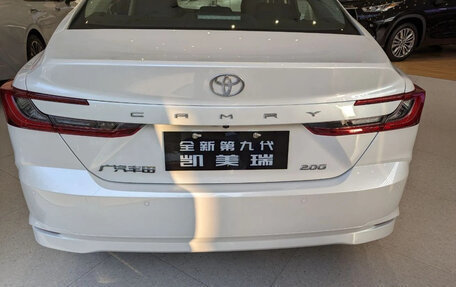 Toyota Camry, 2024 год, 2 900 000 рублей, 4 фотография
