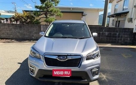 Subaru Forester, 2019 год, 1 800 000 рублей, 2 фотография