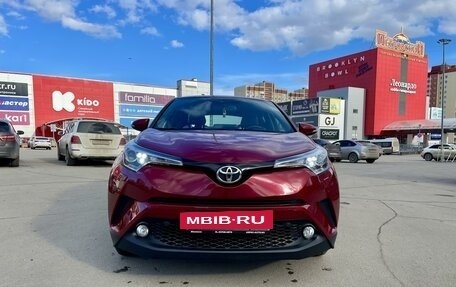 Toyota C-HR I рестайлинг, 2019 год, 2 590 000 рублей, 2 фотография