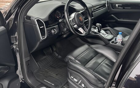 Porsche Cayenne III, 2018 год, 6 960 000 рублей, 8 фотография