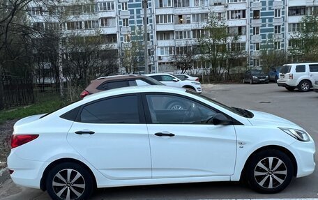 Hyundai Solaris II рестайлинг, 2014 год, 1 075 000 рублей, 5 фотография