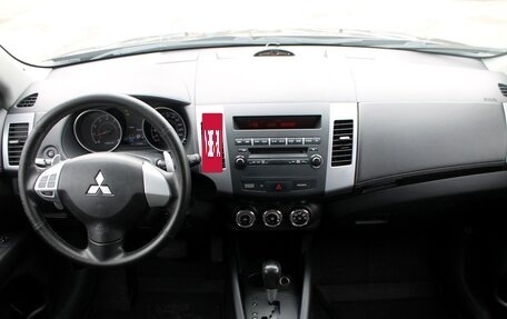 Mitsubishi Outlander III рестайлинг 3, 2011 год, 1 165 000 рублей, 14 фотография