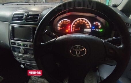 Toyota Ipsum II, 2001 год, 880 000 рублей, 3 фотография