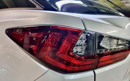 Lexus RX IV рестайлинг, 2017 год, 4 950 000 рублей, 10 фотография