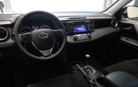 Toyota RAV4, 2015 год, 2 500 000 рублей, 7 фотография