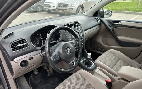 Volkswagen Golf VI, 2011 год, 930 000 рублей, 8 фотография