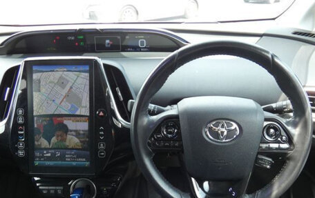 Toyota Prius IV XW50, 2021 год, 1 470 000 рублей, 31 фотография