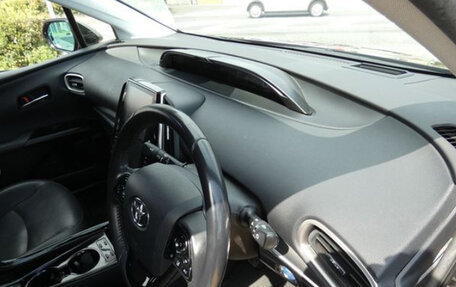 Toyota Prius IV XW50, 2021 год, 1 470 000 рублей, 28 фотография