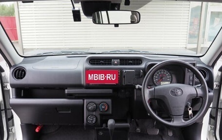 Toyota Probox I, 2019 год, 840 000 рублей, 13 фотография