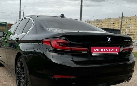 BMW 5 серия, 2018 год, 3 290 000 рублей, 9 фотография