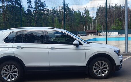 Volkswagen Tiguan II, 2017 год, 2 500 000 рублей, 7 фотография