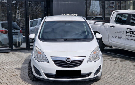 Opel Meriva, 2013 год, 949 000 рублей, 2 фотография