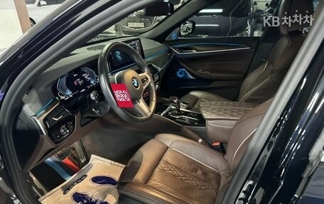 BMW 5 серия, 2021 год, 4 650 000 рублей, 11 фотография