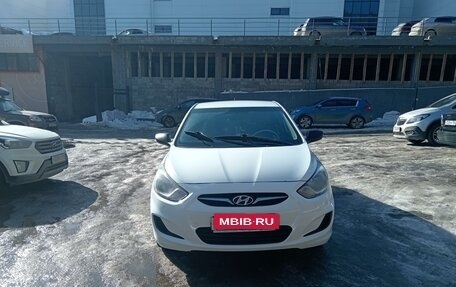 Hyundai Solaris II рестайлинг, 2012 год, 650 000 рублей, 4 фотография
