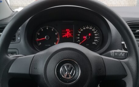 Volkswagen Polo VI (EU Market), 2011 год, 570 000 рублей, 5 фотография
