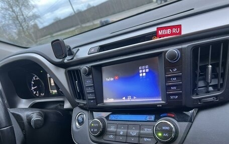 Toyota RAV4, 2017 год, 2 450 000 рублей, 12 фотография