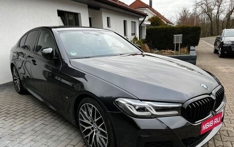 BMW 5 серия, 2021 год, 6 437 319 рублей, 1 фотография
