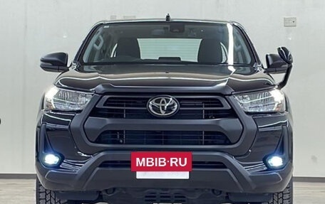 Toyota Hilux VIII, 2021 год, 2 870 000 рублей, 5 фотография