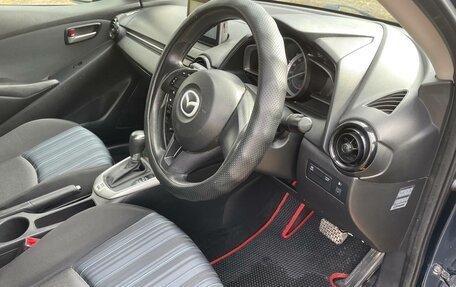 Mazda Demio IV, 2015 год, 1 100 000 рублей, 12 фотография