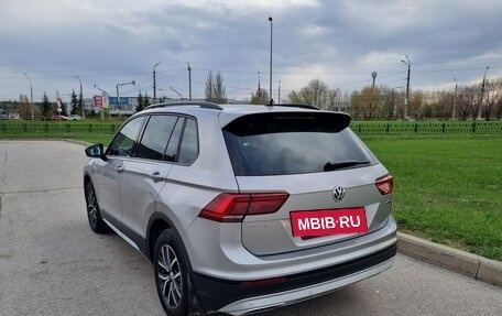 Volkswagen Tiguan II, 2019 год, 2 600 000 рублей, 3 фотография