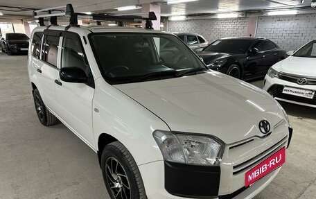 Toyota Probox I, 2018 год, 1 395 000 рублей, 3 фотография
