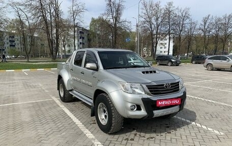 Toyota Hilux VII, 2013 год, 3 500 000 рублей, 2 фотография