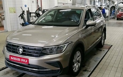 Volkswagen Tiguan II, 2021 год, 3 100 000 рублей, 1 фотография