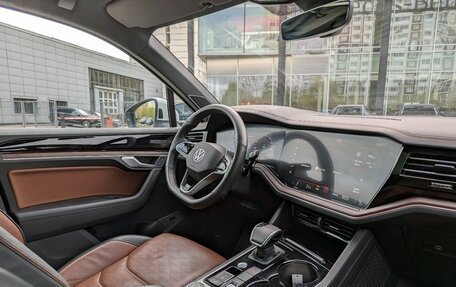 Volkswagen Touareg III, 2021 год, 7 600 000 рублей, 17 фотография