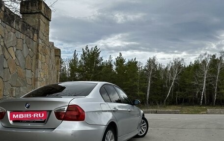 BMW 3 серия, 2006 год, 920 000 рублей, 11 фотография