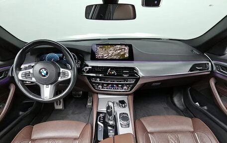 BMW 5 серия, 2019 год, 3 064 000 рублей, 6 фотография