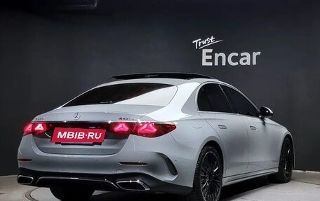 Mercedes-Benz E-Класс, 2024 год, 13 900 000 рублей, 2 фотография