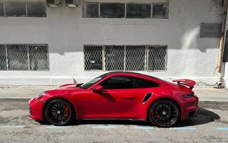 Porsche 911, 2021 год, 28 000 000 рублей, 8 фотография