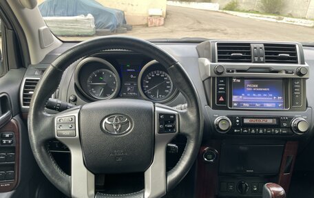 Toyota Land Cruiser Prado 150 рестайлинг 2, 2013 год, 3 850 000 рублей, 11 фотография