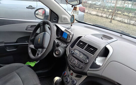 Chevrolet Aveo III, 2013 год, 650 000 рублей, 2 фотография