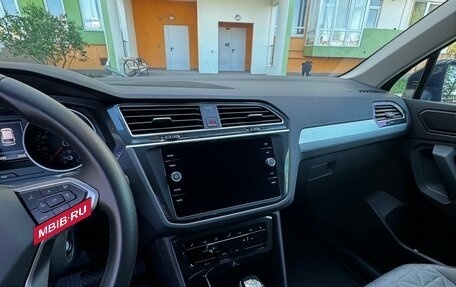 Volkswagen Tiguan II, 2021 год, 3 500 000 рублей, 3 фотография