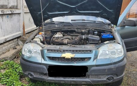 Chevrolet Niva I рестайлинг, 2009 год, 350 000 рублей, 2 фотография