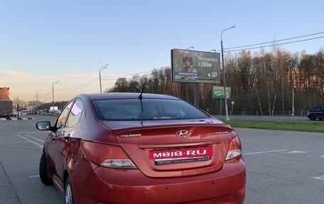 Hyundai Solaris II рестайлинг, 2013 год, 1 000 000 рублей, 8 фотография